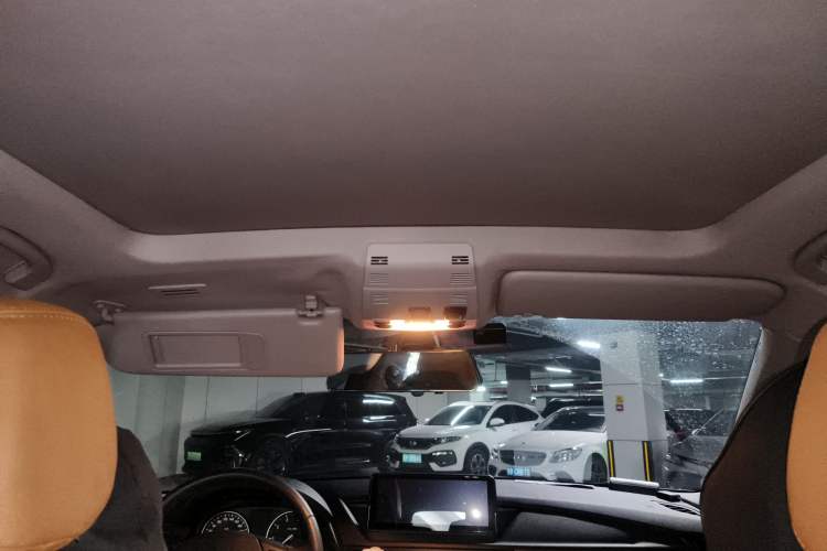 Used BMW X1 2013 sDrive18i Fashion Model
