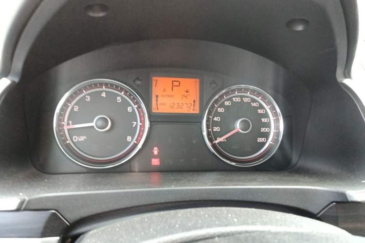 Used SsangYong Korando 2014 2.0L Gasoline Two-Wheel Drive Automatic Elite Navigation Edition