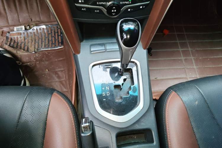 Used BYD G5 2014 1.5TID Automatic Prestige Model