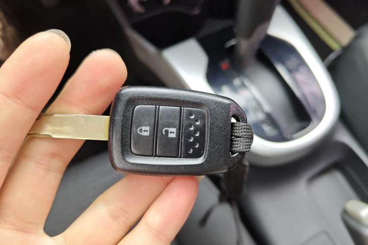 Used Honda Fit 2016 1.5L LXS CVT Comfort Sunroof Version