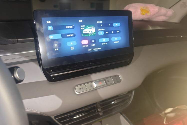 Used Roewe D6 2025 450 km Premium Edition
