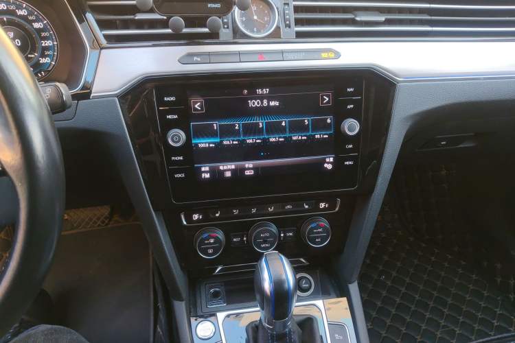 Used Volkswagen Variant New Energy 2019 GTE model
