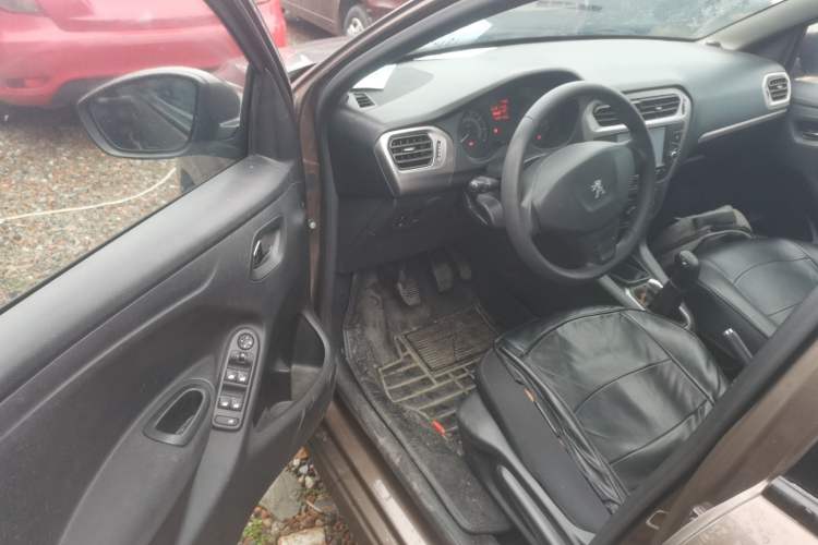 Used Peugeot 301 2014 1.6L Manual Comfort Edition