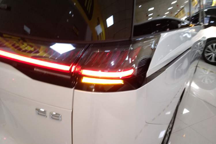 Used GAC Trumpchi E8 New Energy 2024 150km MAX+ Exterior 3