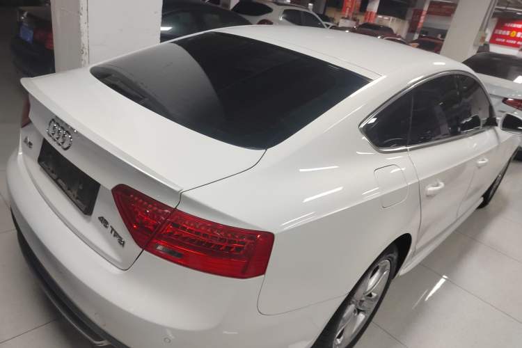 Used Audi A5 2014 Sportback 45 TFSI Rear Right 45 Deg