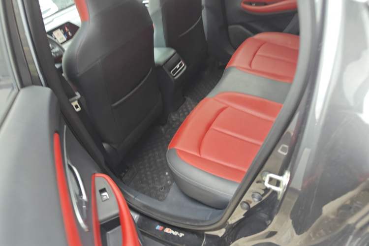 Used CHANGAN UNI-T 2020 1.5T Prestige Version