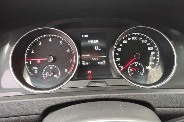 Used Volkswagen Golf 2018 230TSI Manual Comfort Version