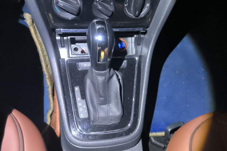 Used Volkswagen Bora 2015 Qihui Edition 1.6L Automatic Fashion Model