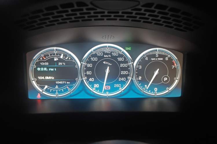 Used Jaguar XJ 2014 XJL 3.0 SC Two-Wheel-Drive Panoramic Business Edition
