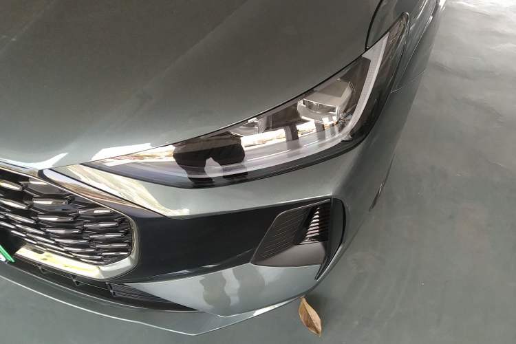 Used Chery Fengyun A8L 2025 1.5 TGDI 145 km Luxury Version Left Front Headlight