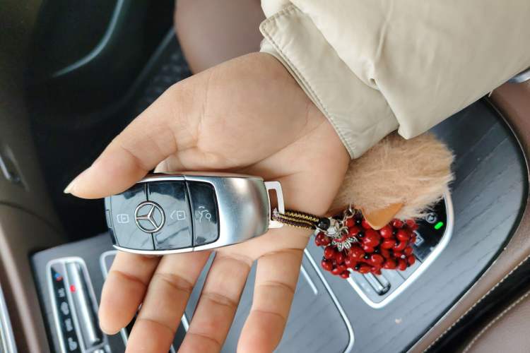 Used Mercedes-Benz E-Class 2021 E 300 L Sporty and Stylish Model
