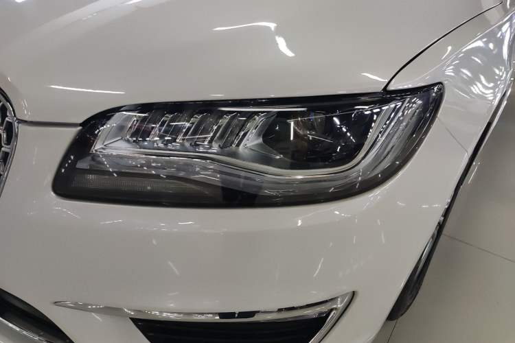 Used Lincoln MKZ 2020 2.0T Deluxe Edition