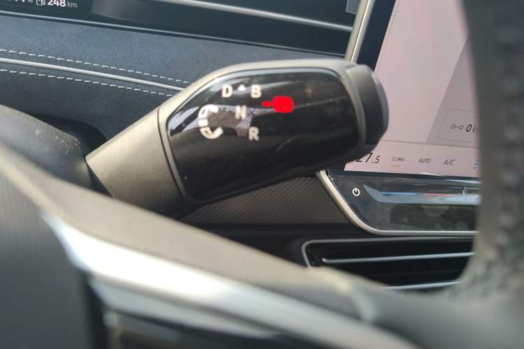 Used Volkswagen ID.7 VIZZION 2024 PRO Model Gear Lever