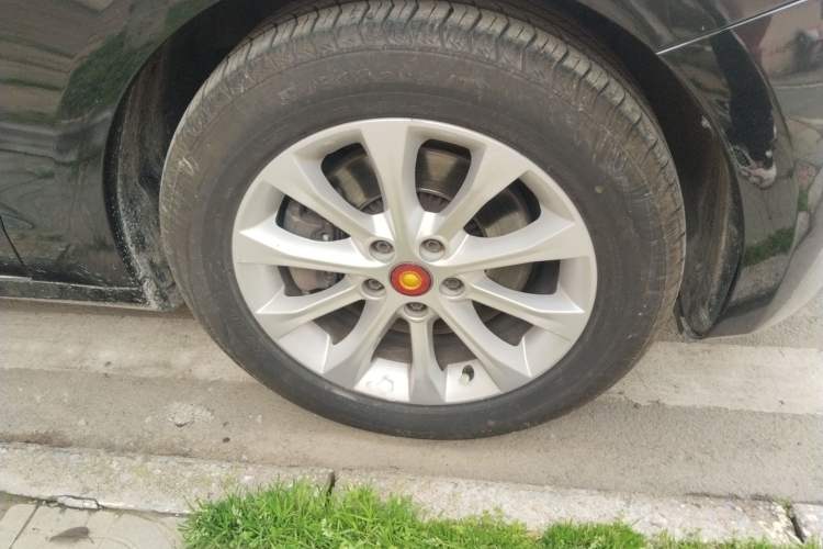 Used Hongqi H7 2015 2.0T Luxury Model
