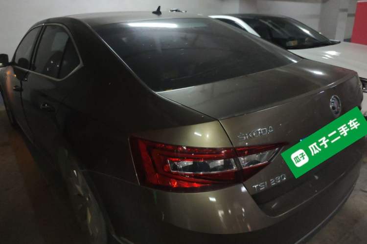 Used Skoda Superb 2016 TSI280 DSG Innovation Edition
