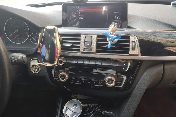 Used BMW 3 Series 2017 320Li Fashion Model
