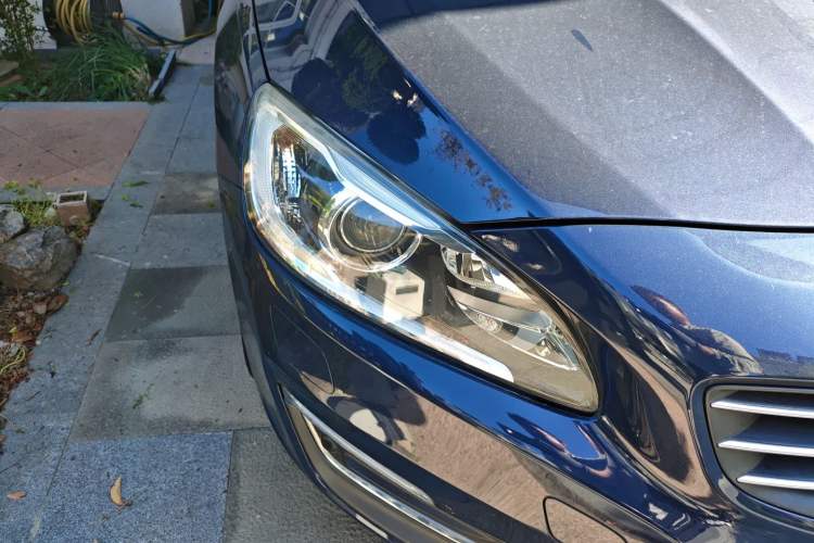 Used Volvo V60 2014 Restyled T5 Zhiya Edition Right Front Headlight