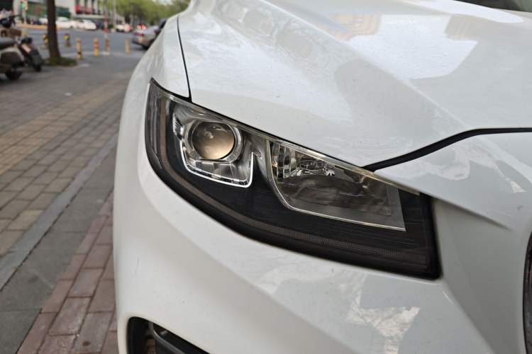 Used Geely Auto Emgrand X7 Sport 2020 1.8TD DCT Smart Connect PRO Right Front Headlight