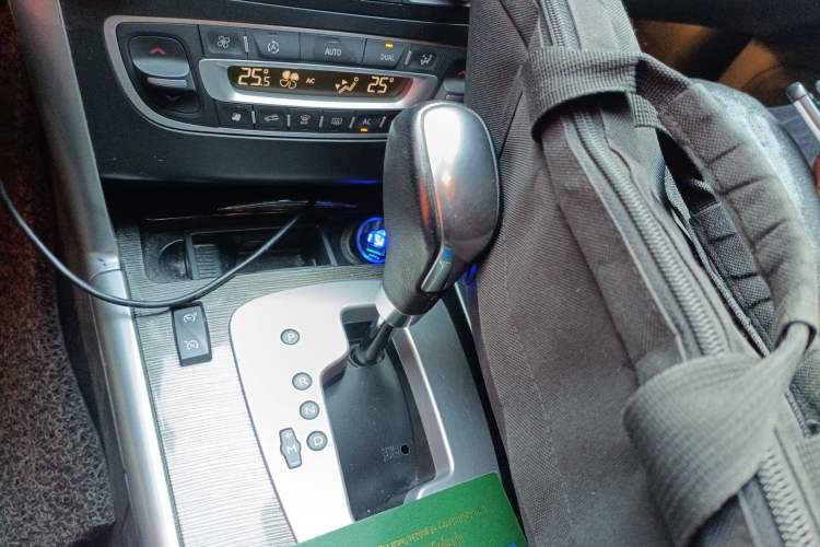 Used Renault Latitude 2013 Facelift 2.0L CVT Luxury Edition