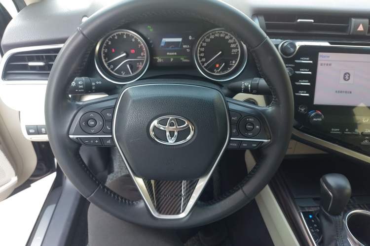 Used Toyota Camry 2018 2.5G Luxury Edition
