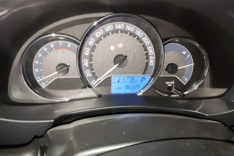 Used Toyota Corolla 2014 1.6L CVT GL Instrument Cluster