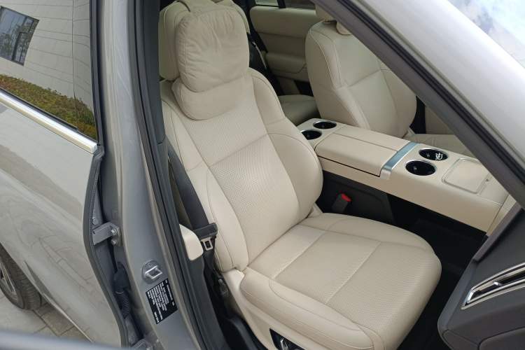 Used Li Auto L8 2023 Air model