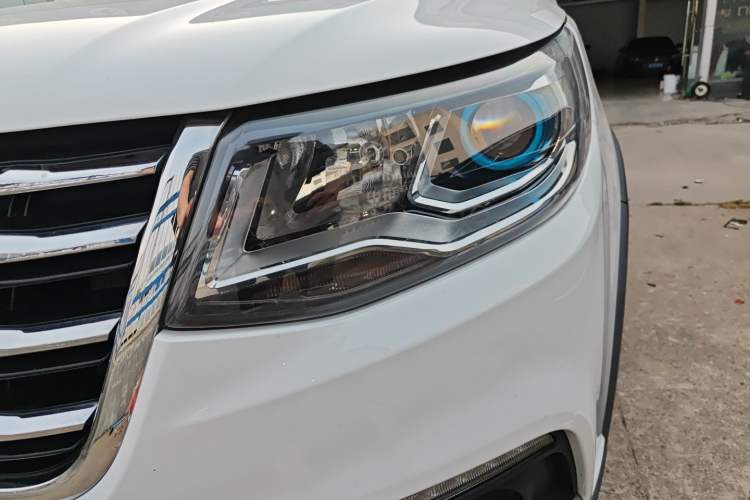 Used FORTHING SX6 2016 1.6L CVT Luxury Model
