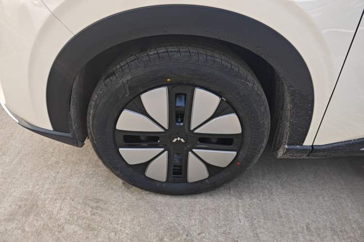 Used Wuling Bingo S 2025 Model 325km Deluxe Edition
