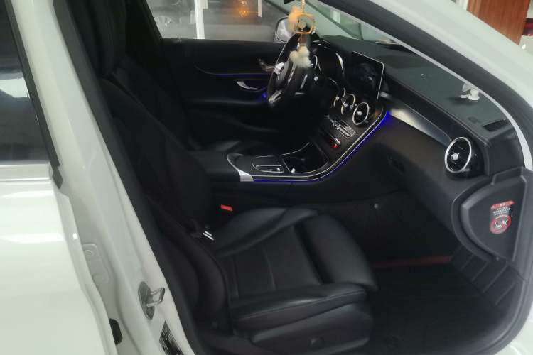 Used Mercedes-Benz C-Class 2021 C 200 L Fashion Edition Sport Version Right Front Seat