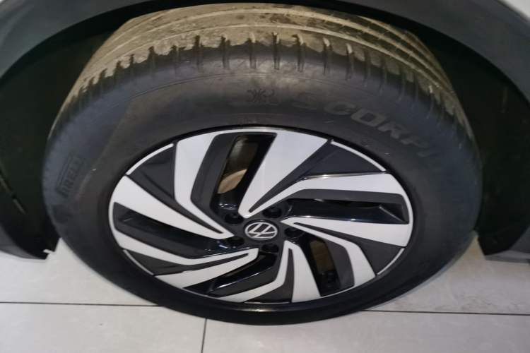 Used Volkswagen Tiguan L 2022 330TSI Automatic Two-Wheel Drive Smart Edition
