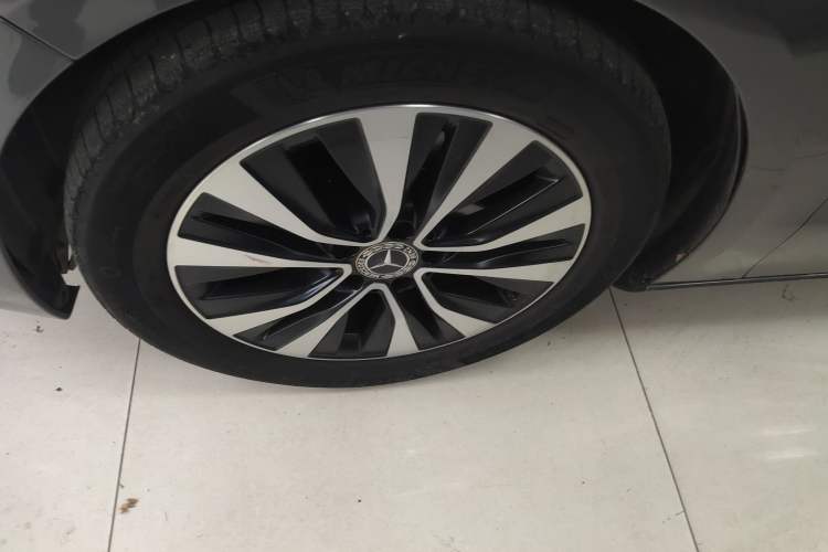 Used Mercedes-Benz B-Class 2021 B 180 Fashion Model Left Front Wheel Hub