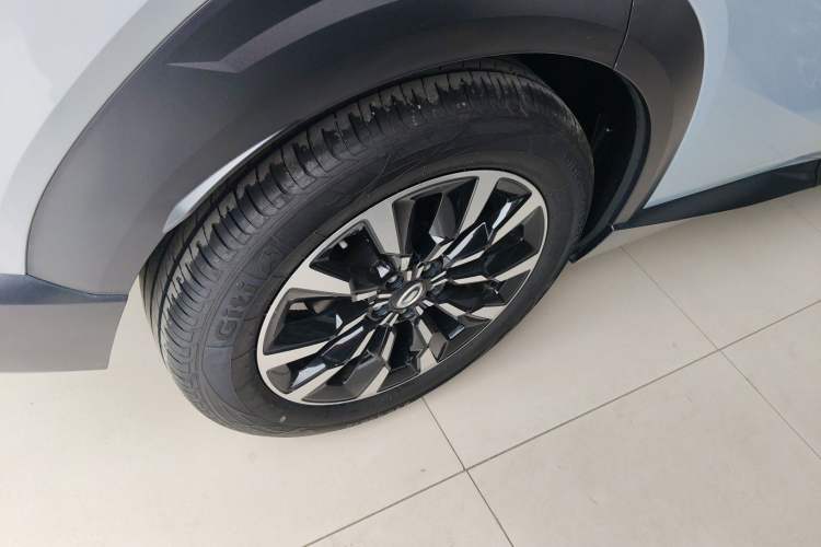 Used GAC Trumpchi EMKOO 2022 1.5T Supernova Pro Edition Right Rear Wheel Hub