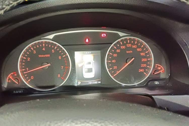 Used Geely Auto Emgrand GT 2015 1.8T Premium Model
