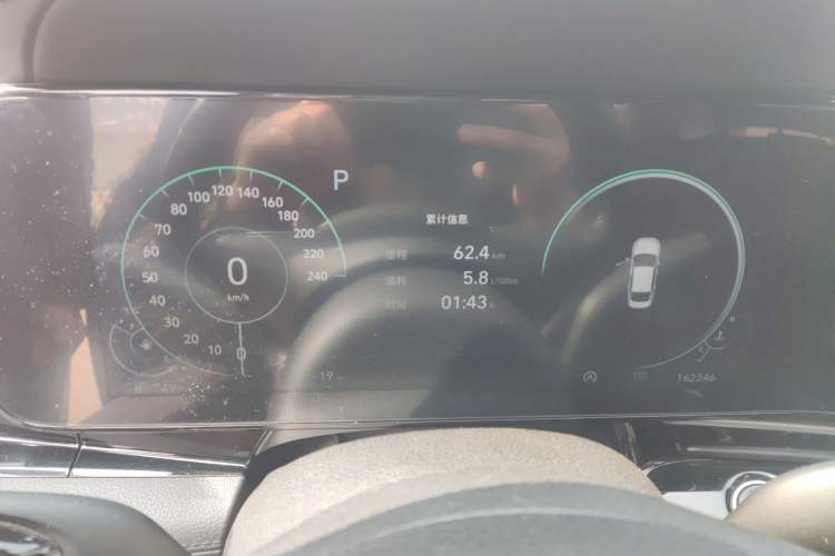 Used Hyundai Mistra 2021 1.8L CVT LUX Premium Edition
