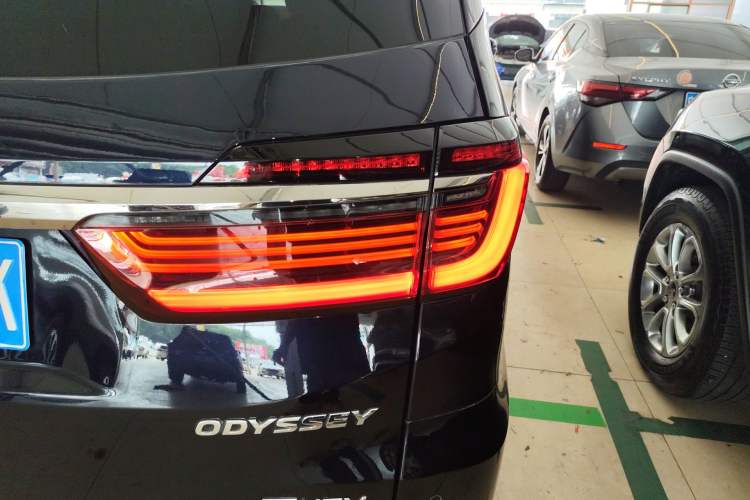 Used Honda Odyssey 2024 2.0L eHEV Sharp·Luxury Edition