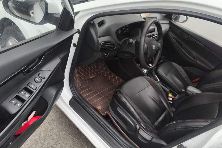 Used Hyundai Celesta 2020 1.6L Automatic GL Enjoyable Edition