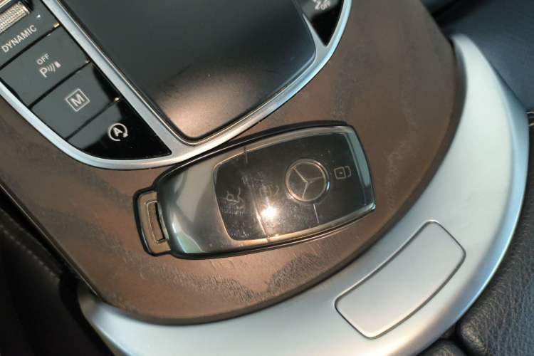 Used Mercedes-Benz GLC 2021 GLC 260 L 4MATIC Luxury Model Vehicle Key