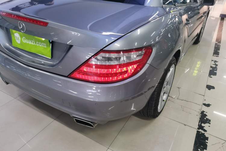 Used Mercedes-Benz SLK-Class 2011 SLK 200 Fashion Model