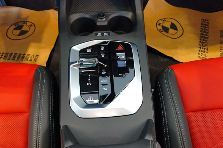 Used BMW 2 Series 2025 225L M Sport Night Edition Package Gear Lever