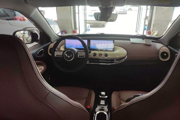 Used Wuling Bingo 2023 333 km Lingxi Connected Version Headliner