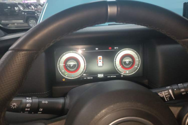 Used 212 T01 2025 2.0T Changfeng