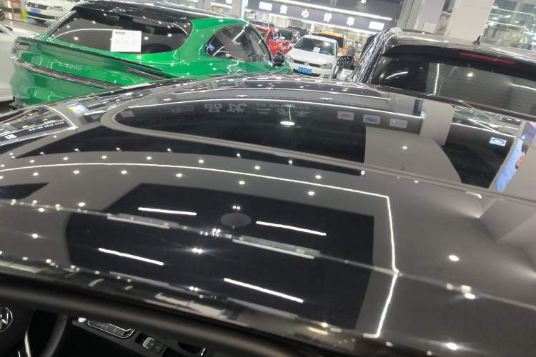 Used Volkswagen Magotan 2023 2 Million Units Commemorative Edition 330TSI DSG Luxury Version
