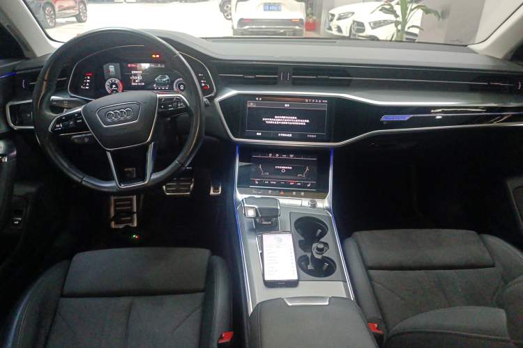 Used Audi A6 2022 allroad quattro Explorer 55 TFSI Prestige Off-Road Model
