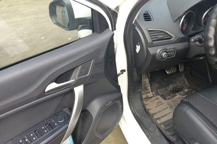 Used MG GT 2015 1.5T Automatic Luxury Edition Driver Seat