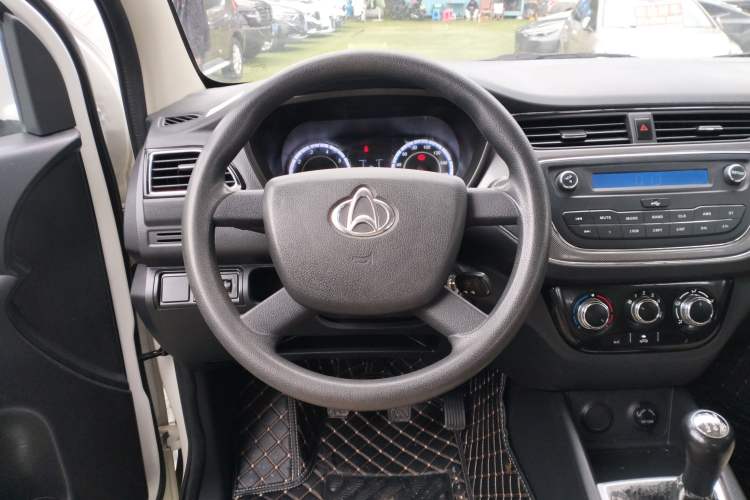 Used CHANGAN KAICHENG Ounuo S 2017 1.5L Ouno S Value Edition EA15-AB Steering Wheel