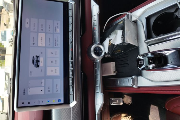 Used Tank 700 New Energy 2024 Hi4-T Extreme Edition Audio And AC Panel