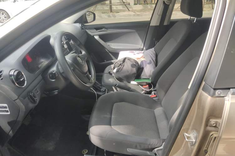 Used Volkswagen Jetta 2017 1.5L Automatic Fashion Model
