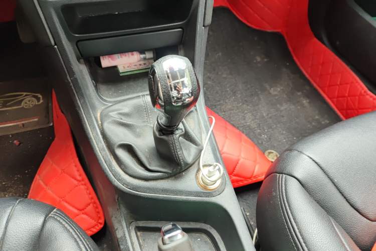 Used Peugeot 308 2014 Enjoy Edition Classic 1.6L Manual YouShang Model Gear Lever