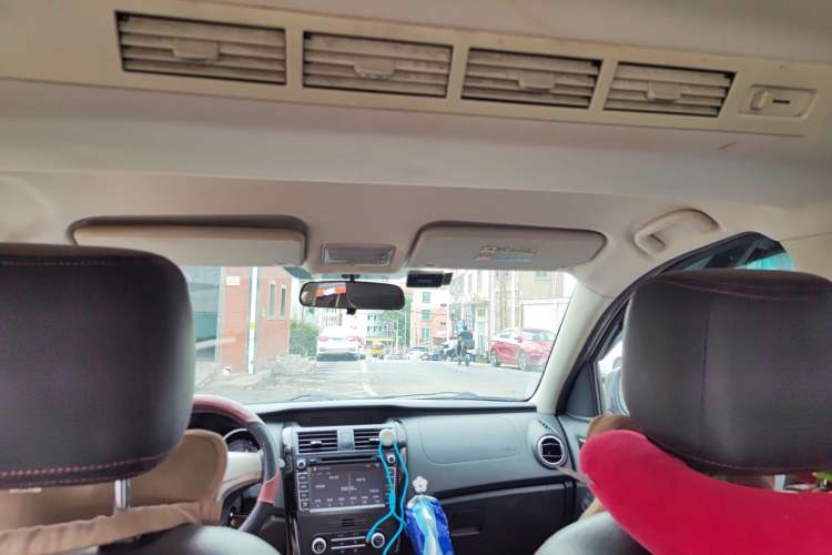 Used HYOSOW S3 2014 1.5L Luxury Version China IV Emission Standard
