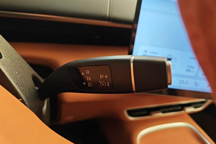 Used Deepal S07 2024 215Max Qiankun Intelligent Driving ADS SE Range-Extended Version